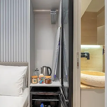Urban Quarters - Nevizade فندق