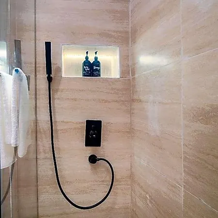 Urban Quarters - Nevizade فندق